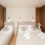 Chatar Tatra Premium 公寓式酒店 4*