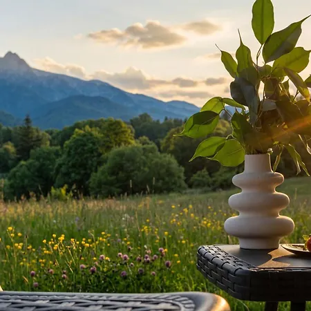 Chatar Tatra Premium Lägenhetshotell